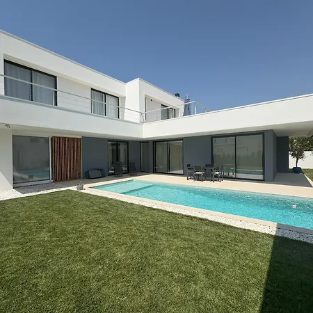 Casa Lagoa De Albufeira Holiday home Sesimbra