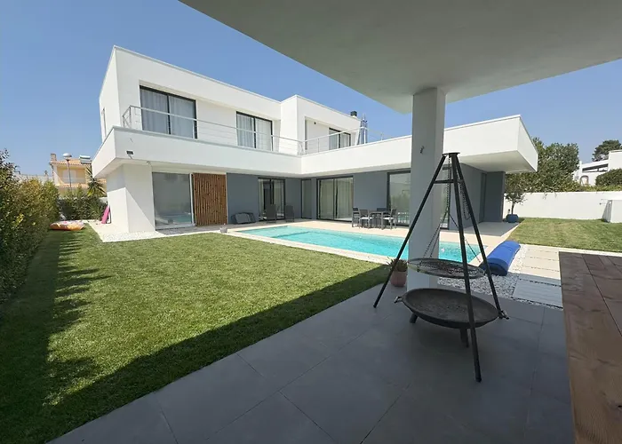 Casa Lagoa De Albufeira 펜션